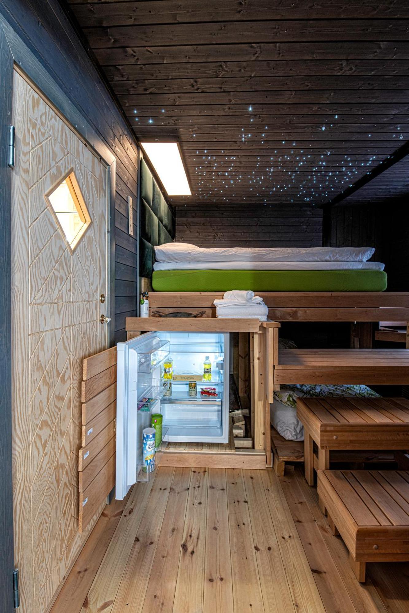 Kalle'S Unluxury Guest House Cl0Sed From 1St Of Feb 2025 Helsinki Esterno foto