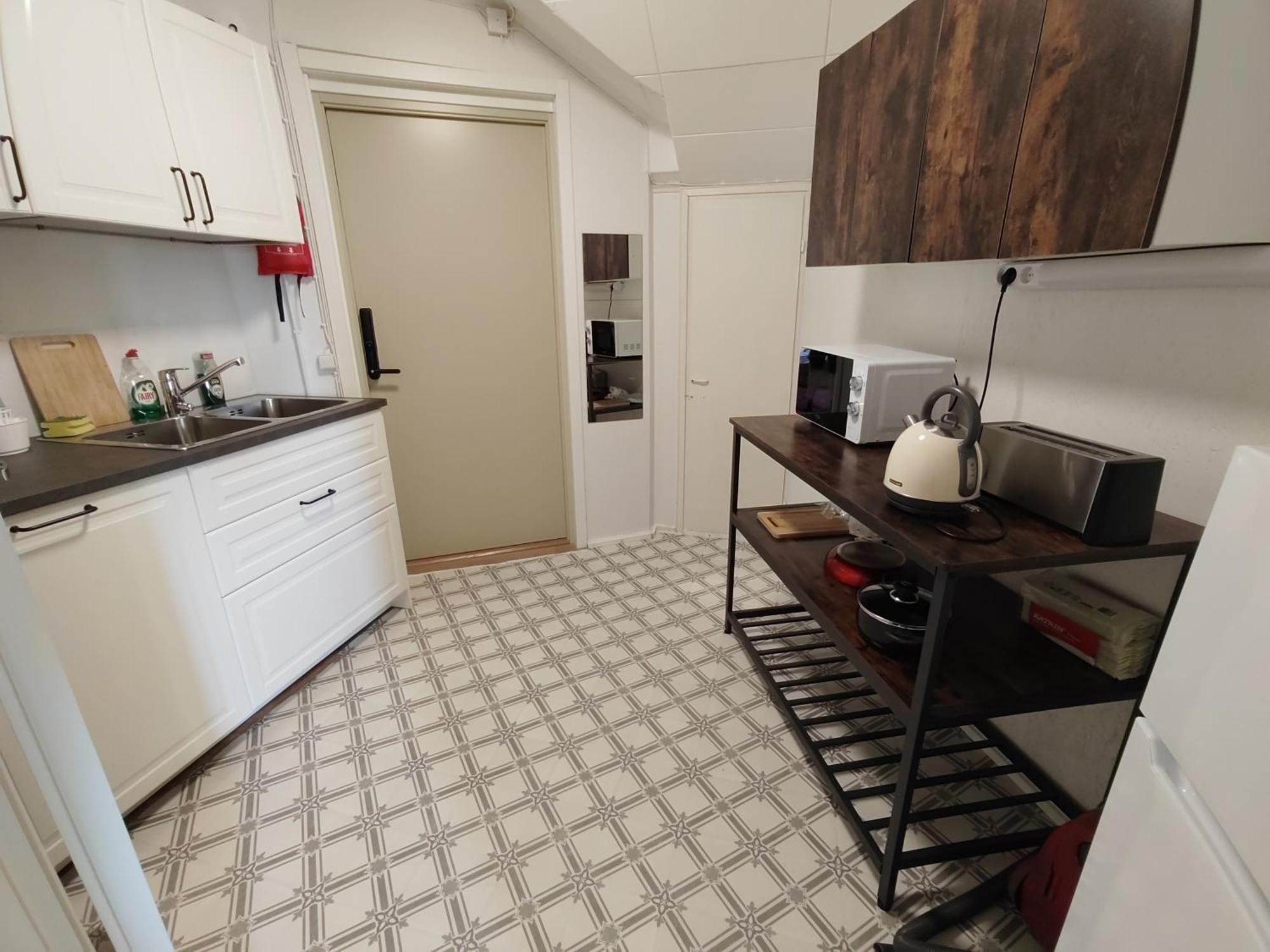 Kalle'S Unluxury Guest House Cl0Sed From 1St Of Feb 2025 Helsinki Esterno foto